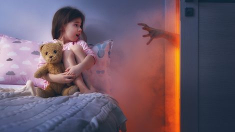 energia fantáziavilág gyerek játék kitör a frász lélekgyógyász lelkek másvilág melitta szellemek szellemlények ványik dóra varázslatok