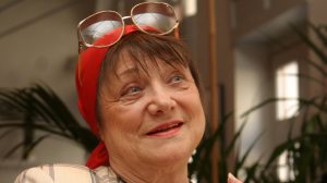 csűrös karola
