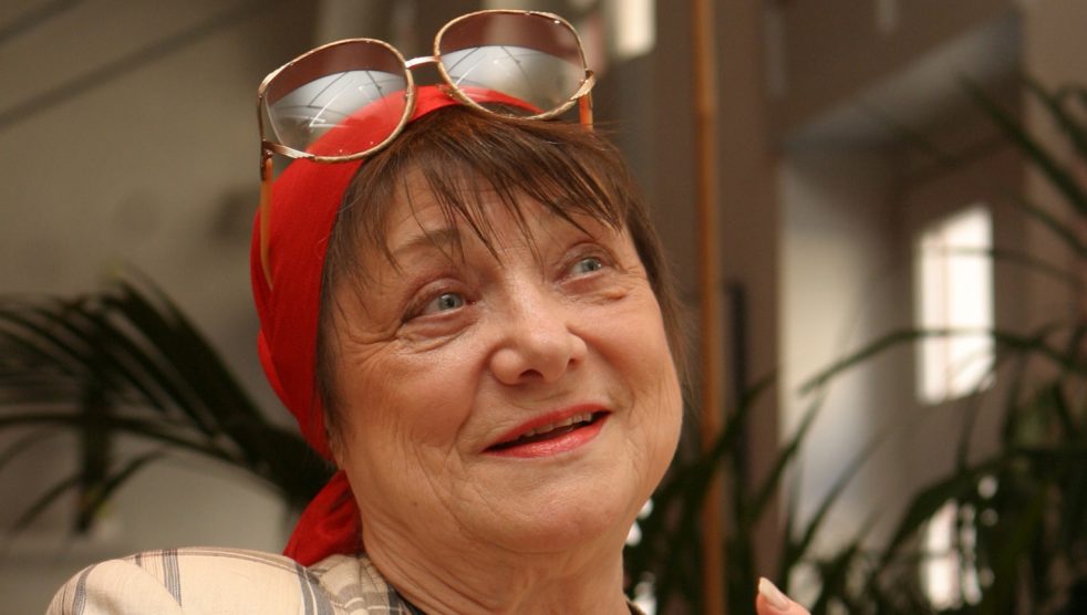 csűrös karola