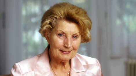 máthé erzsi
