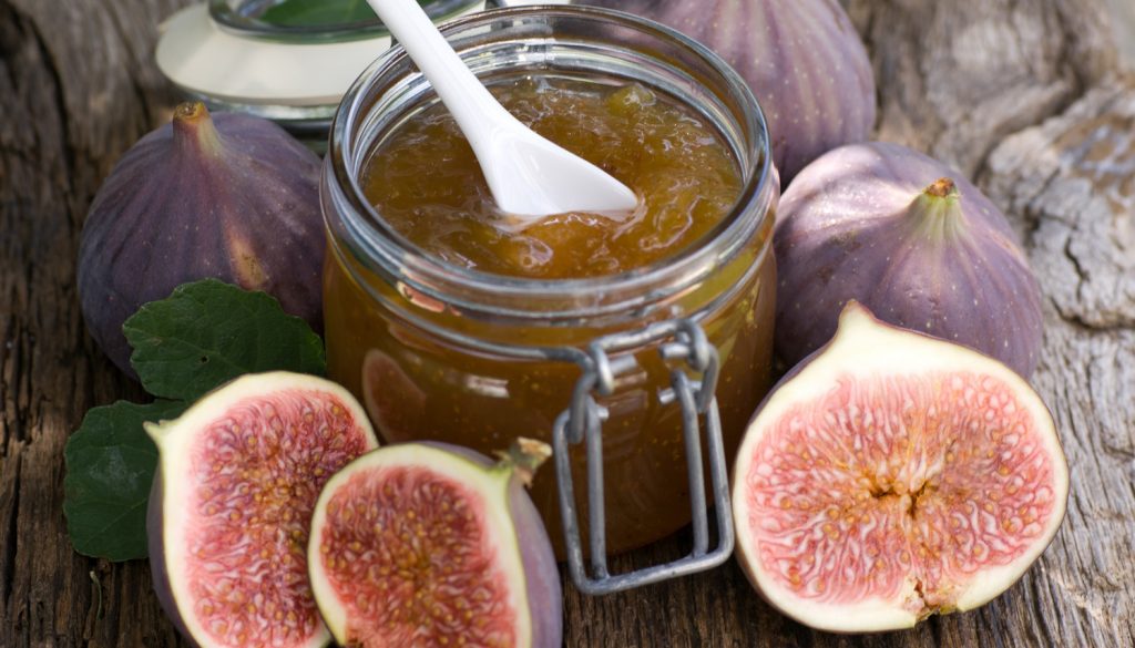 Citrom és sűrű szilvalekvár a lelke: így készül a derelyefánk – Recept ...