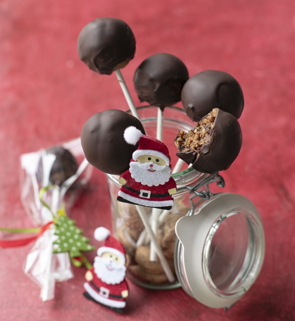 aszalt szilvás fahéjas étcsokis sütinyalóka