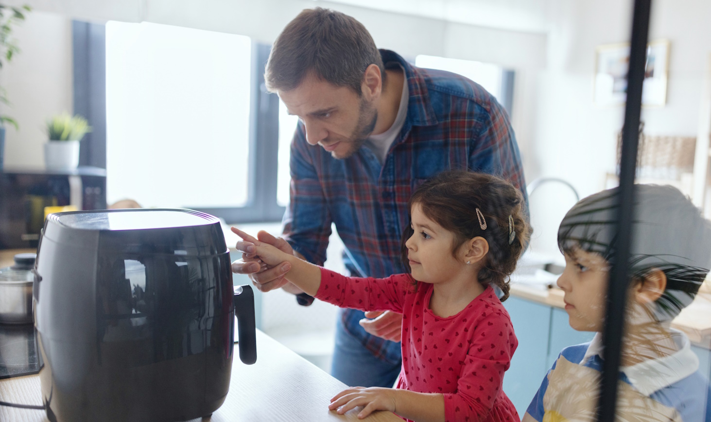 air fryer apuka gyerekekkel