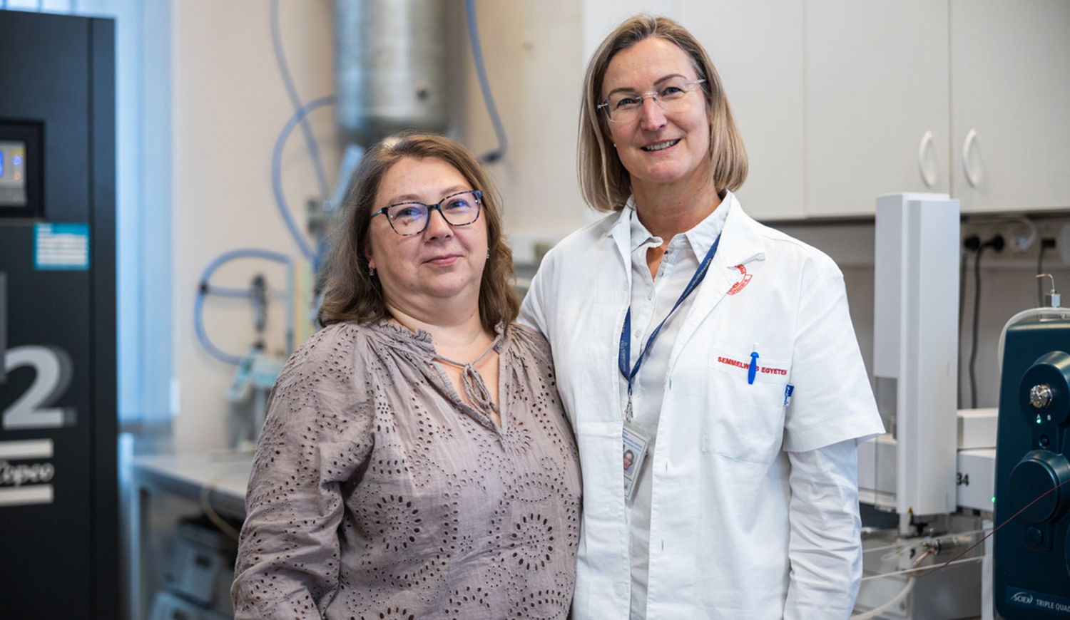 dr. Szatmári Ildikó és dr. Zsidegh Petra
