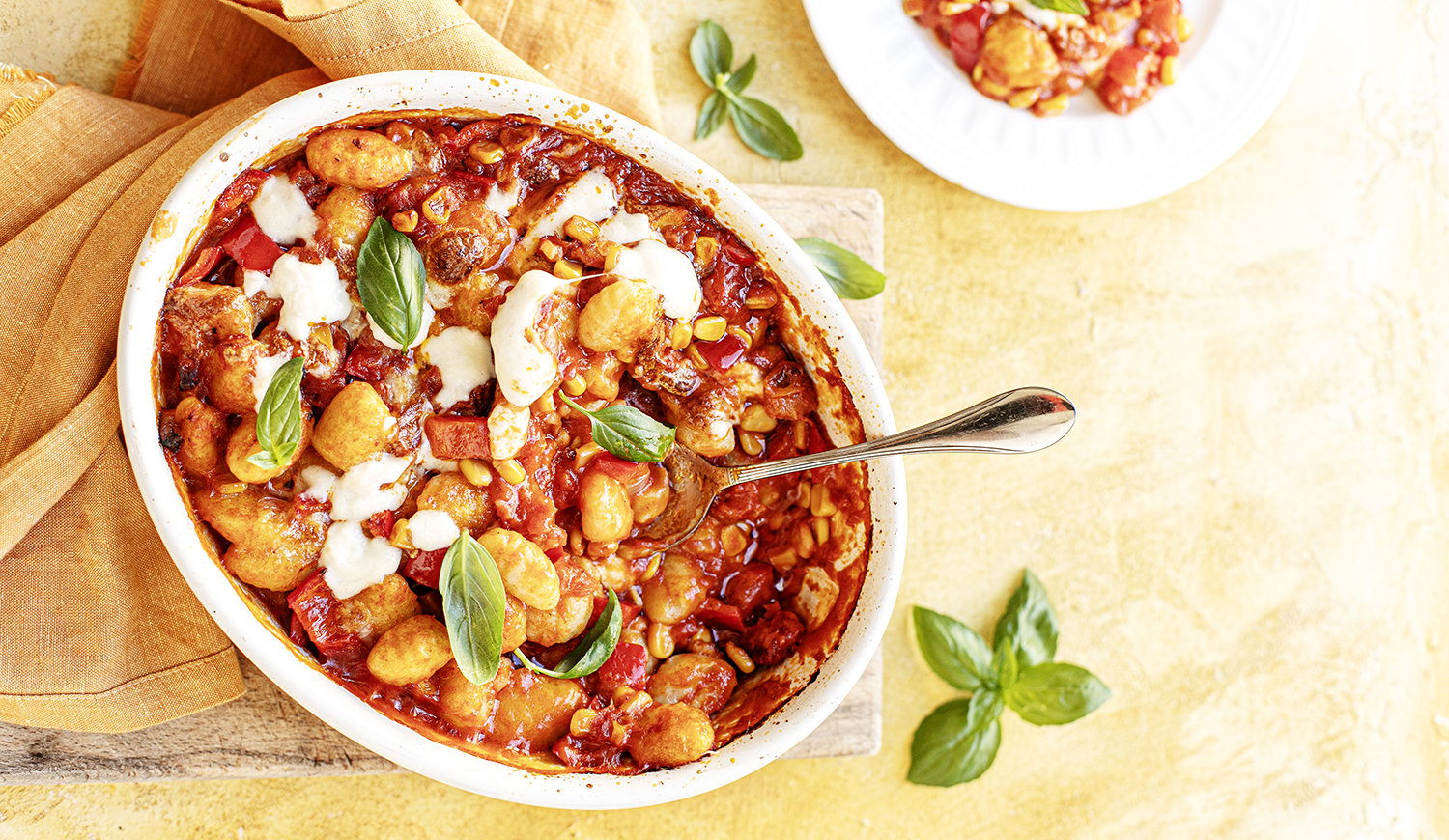 Csőben sült gnocchi mexikói raguval