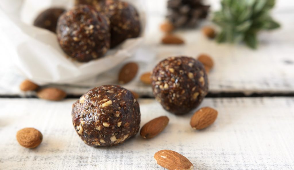 mézeskalács golyó mandulával