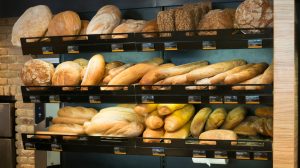 kenyerek a pékségben