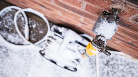 kerti csap téliesítése befagyott kerti csap