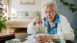 mikor jön a decemberi nyugdíj aggódik az idős hölgy