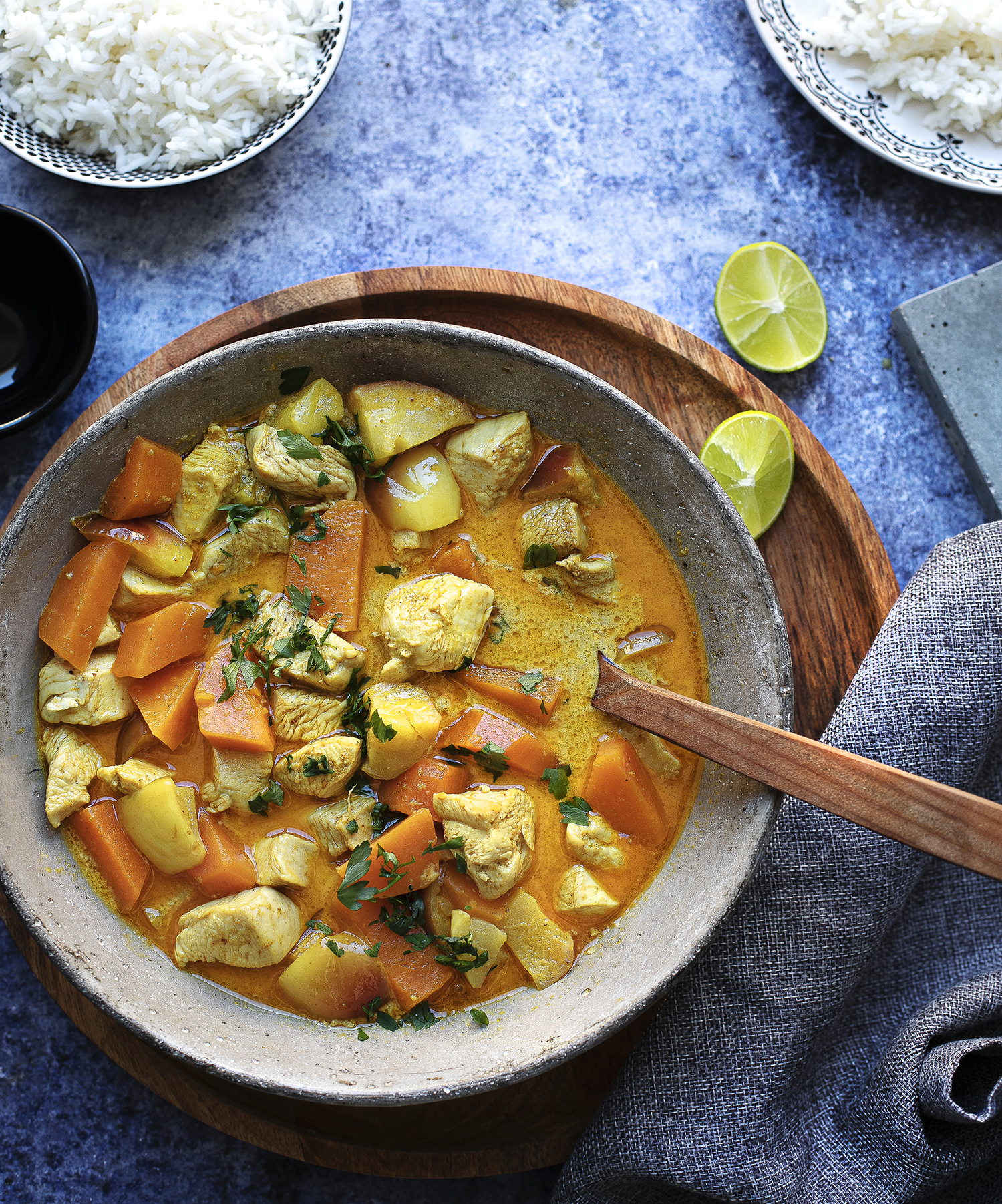 Almás-édesburgonyás csirkeragu