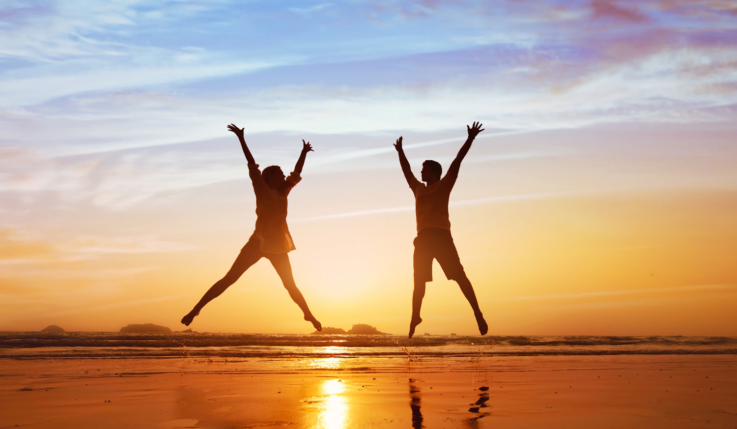 Két ember a naplementében