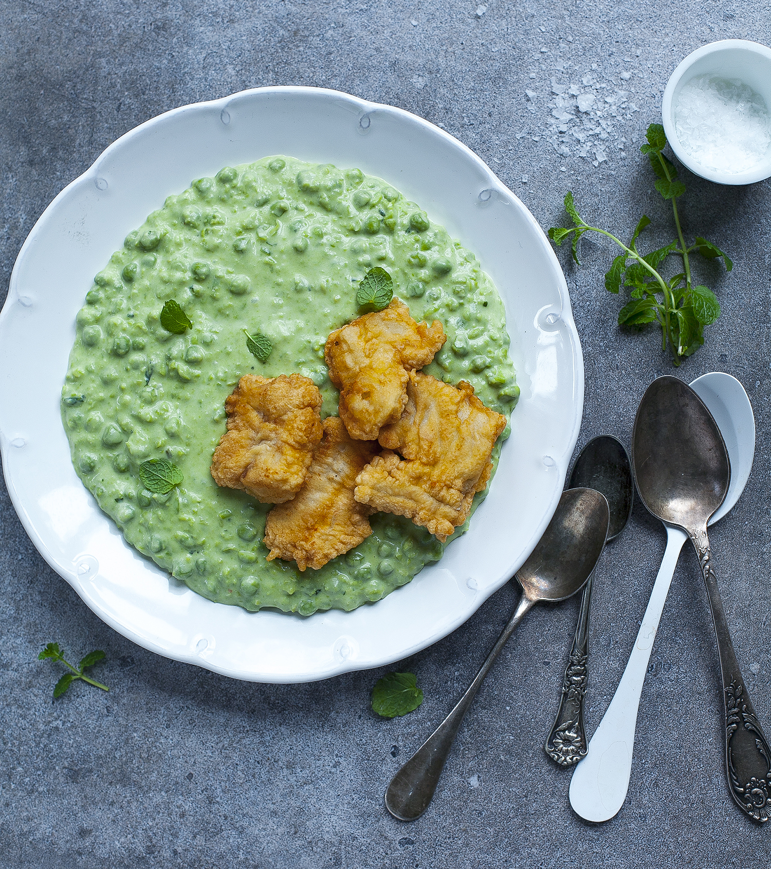 Kókusztejes zöldborsófőzelék halfilével