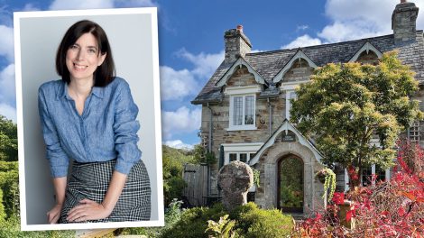 Hegedűs Noémi Cornwallban él.