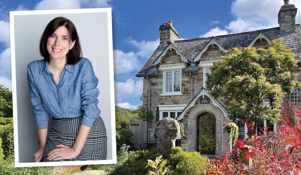 Hegedűs Noémi Cornwallban él.