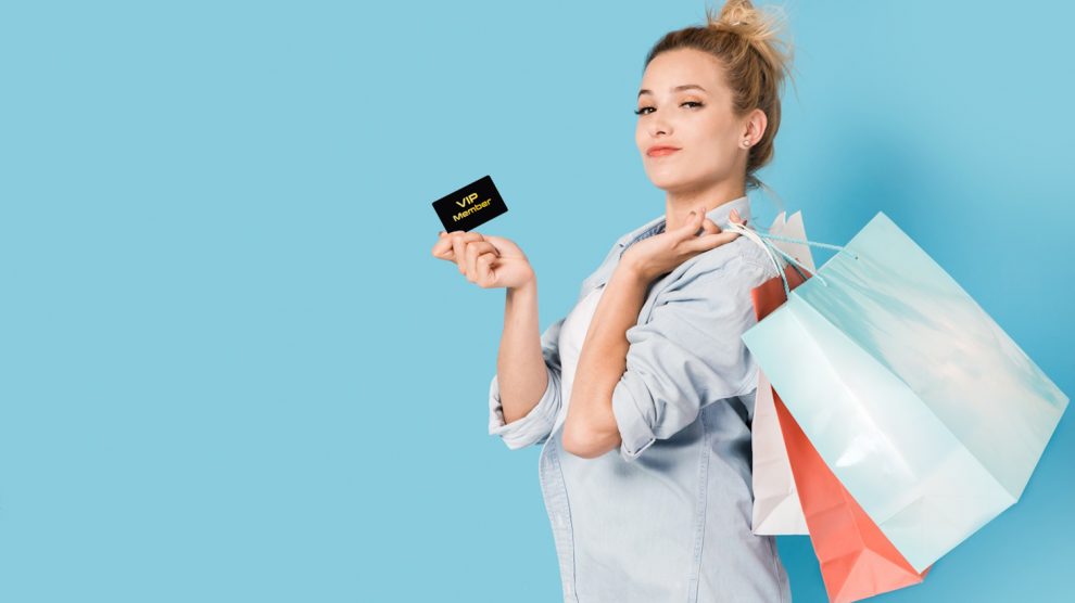 öntudatos nő vásárol