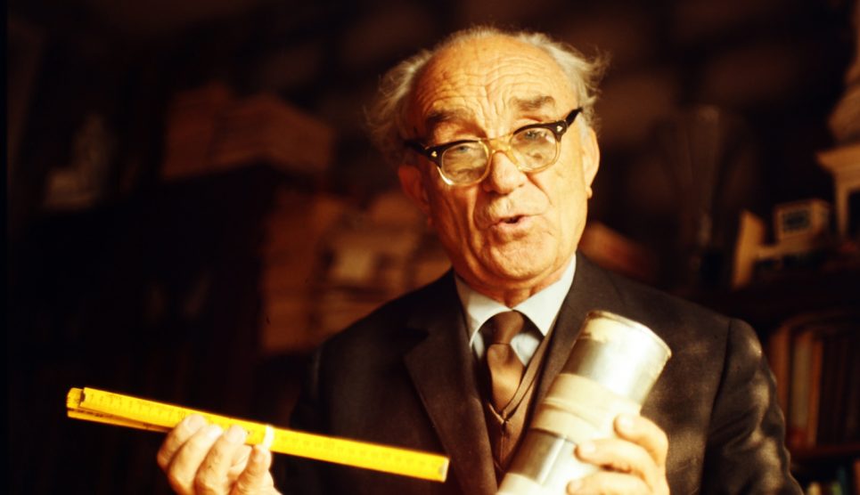 öveges józsef professzor