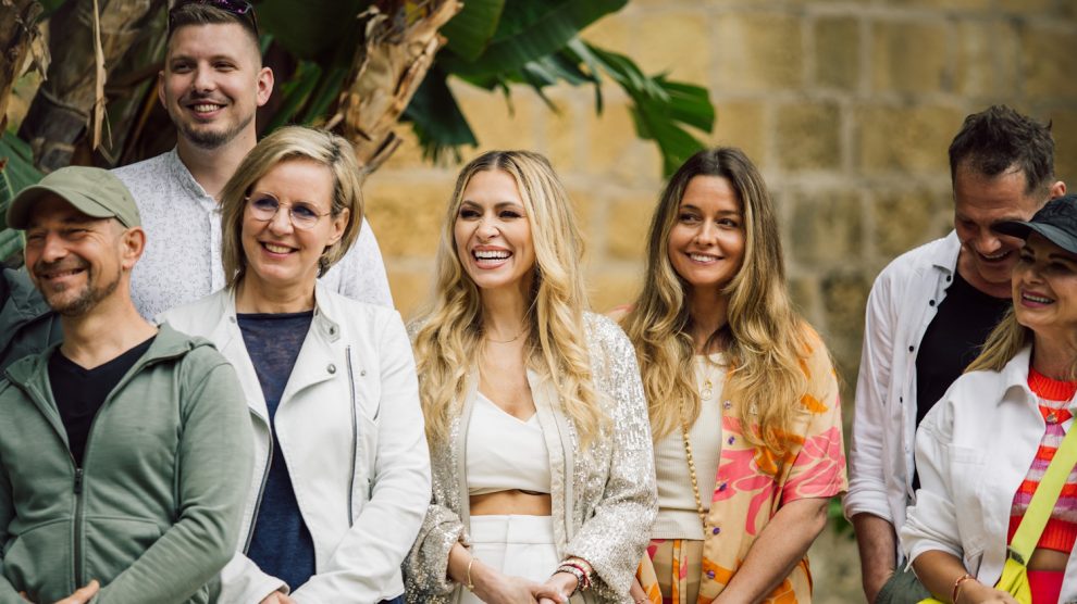 Pandora – A szelence átka című stratégiai reality. B-j: Vadon Jani (János), Kozma Dominik, Pataki Zita, Hargitai Bea, Wossala Rozina, Hujber Ferenc (Feri), Ullmann Mónika