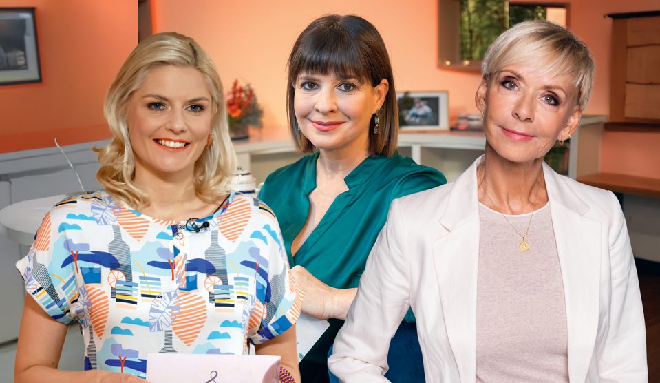 kocsis m brigitta jakupcsek gabriella és dióssy klári ridikül műsorvezetői