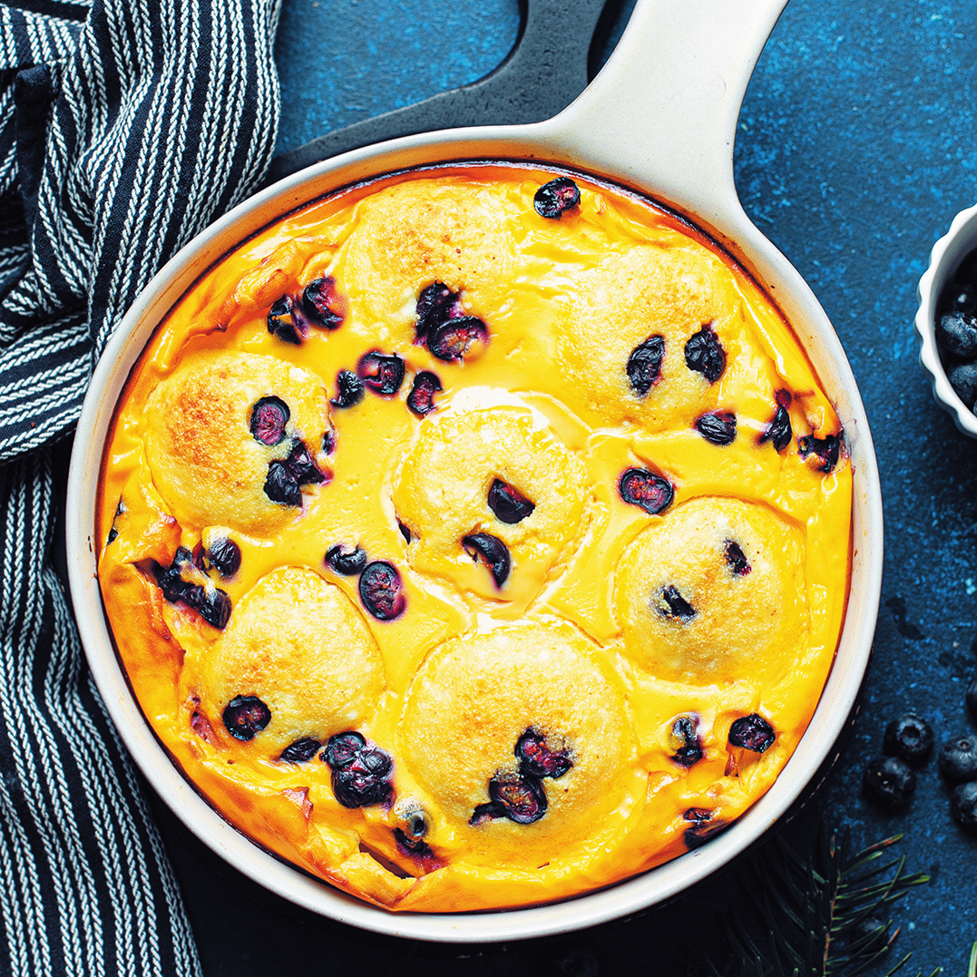 Áfonyás túrógombócok vaníliakrémmel