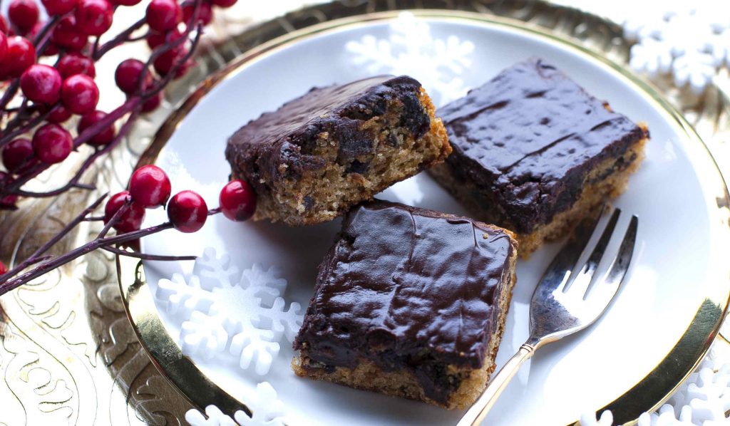 Aszalt szilvás szelet