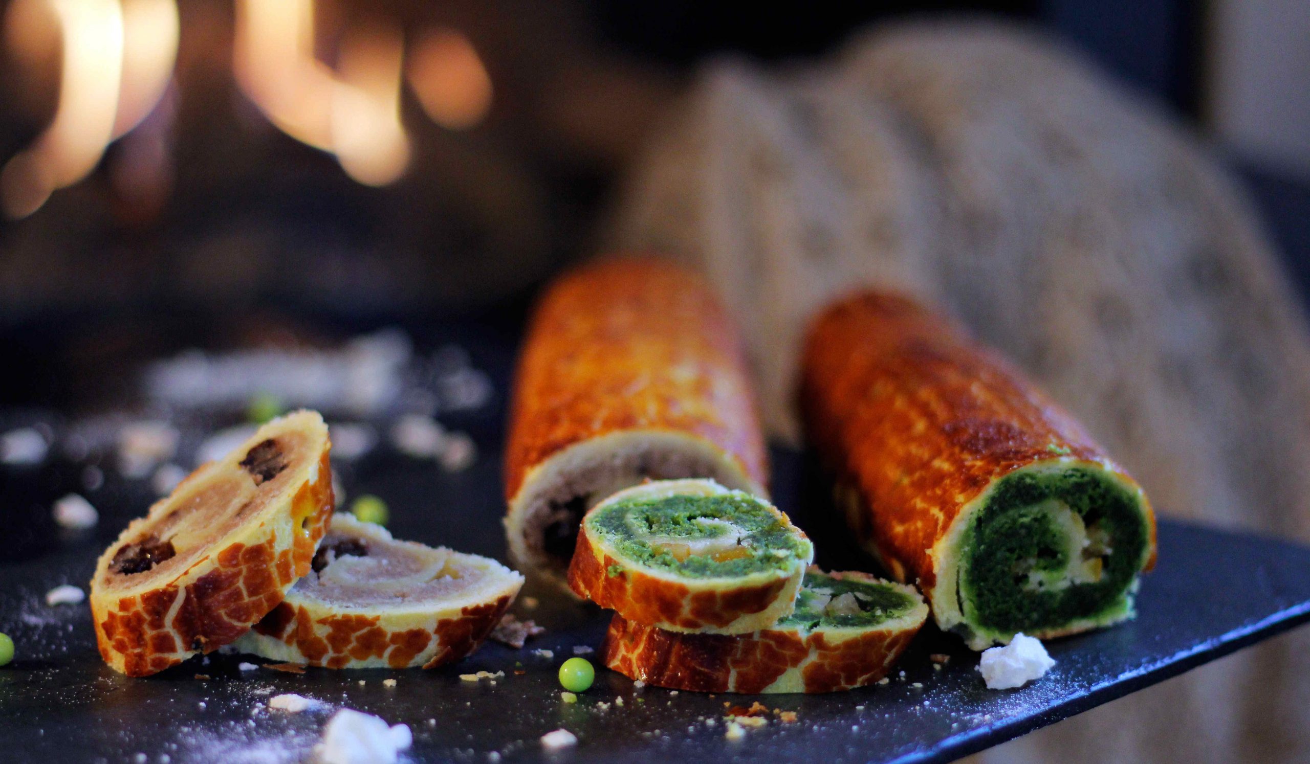 bejgli az asztalon felvágva