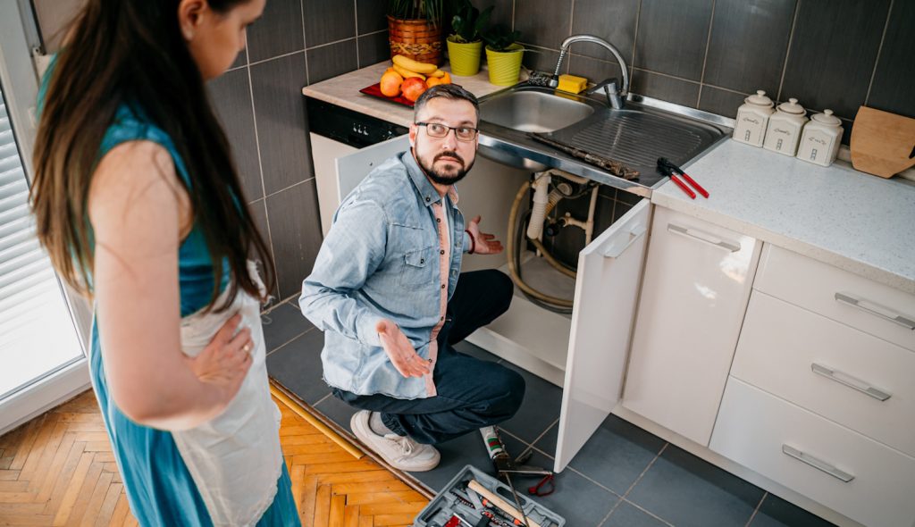büdös lefolyó férj szereli tanácstalan
