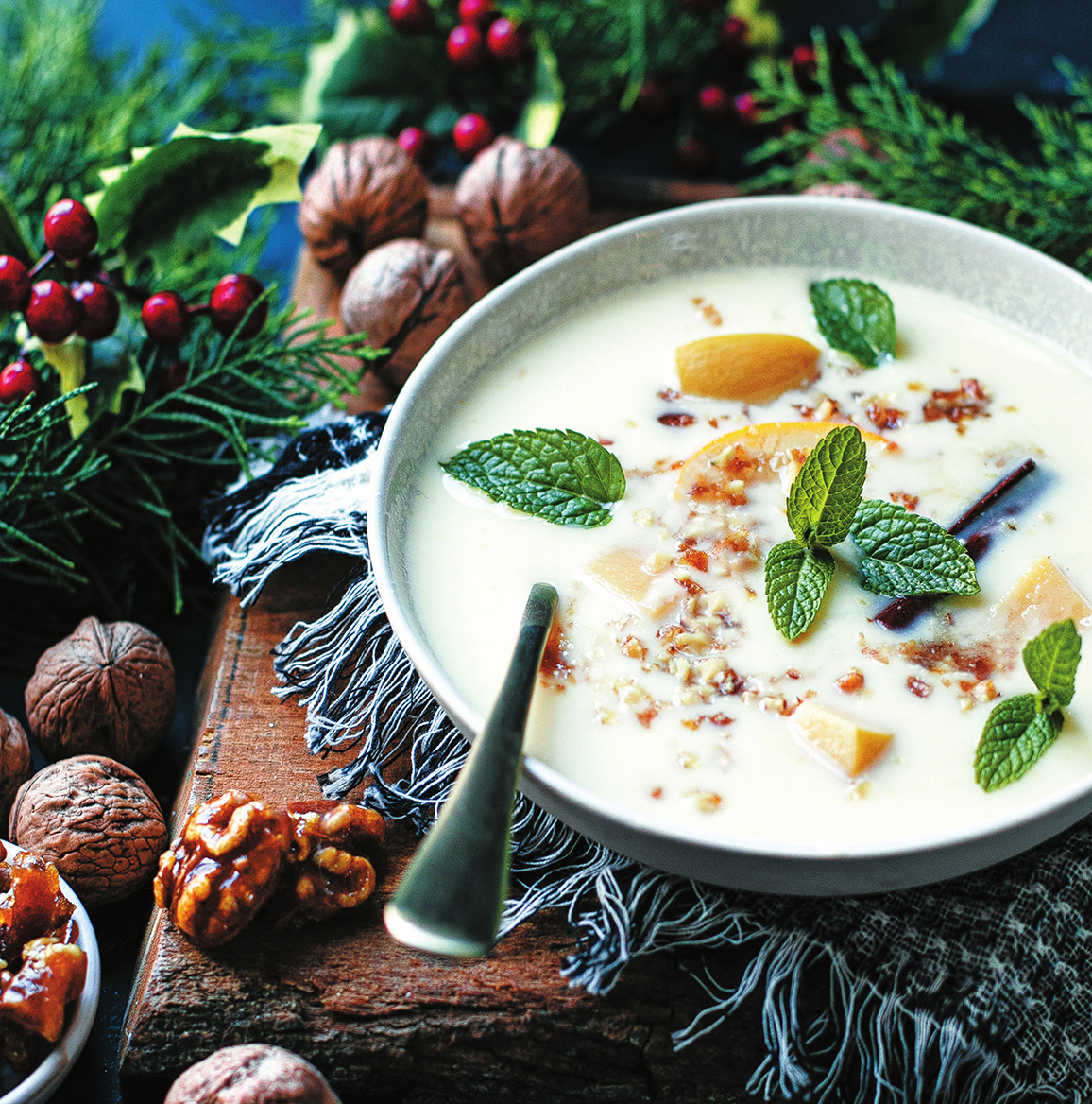 Fahéjas birskrémleves dióval