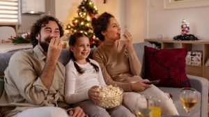 család karácsonyi filmeket nz szenteste a tévében