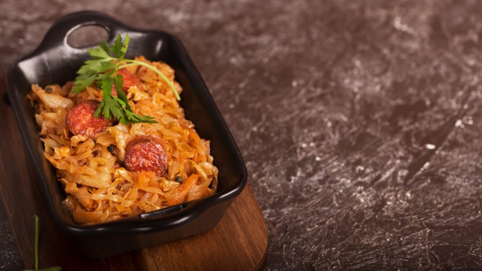 székely káposzta tálban savanyú káposztából