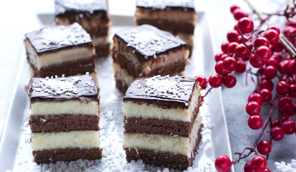 Kókuszos grízes kocka