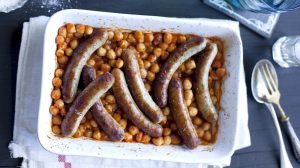 kolbasz paradicsomos csicseriborsoval