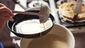 nagymama palacsintát süt