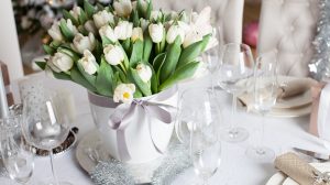 fehér tulipán karácsonyi dekoráció