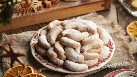 vaníliás hókifli retró környezetben recept