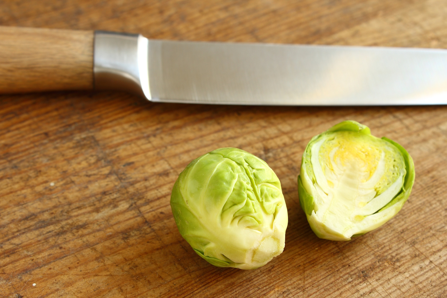 Kelbimbo egy vágódeszkán