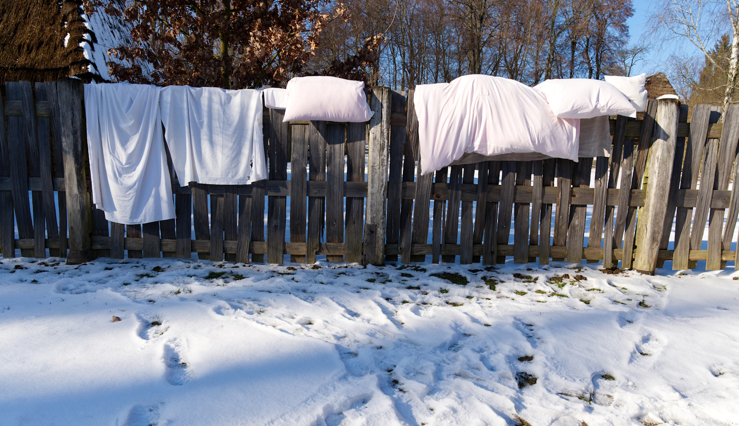 ágynemű kint télen a hidegben poratka ellen