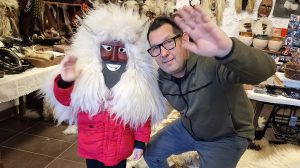 Rosta Endre busómaszkfaragó-mester