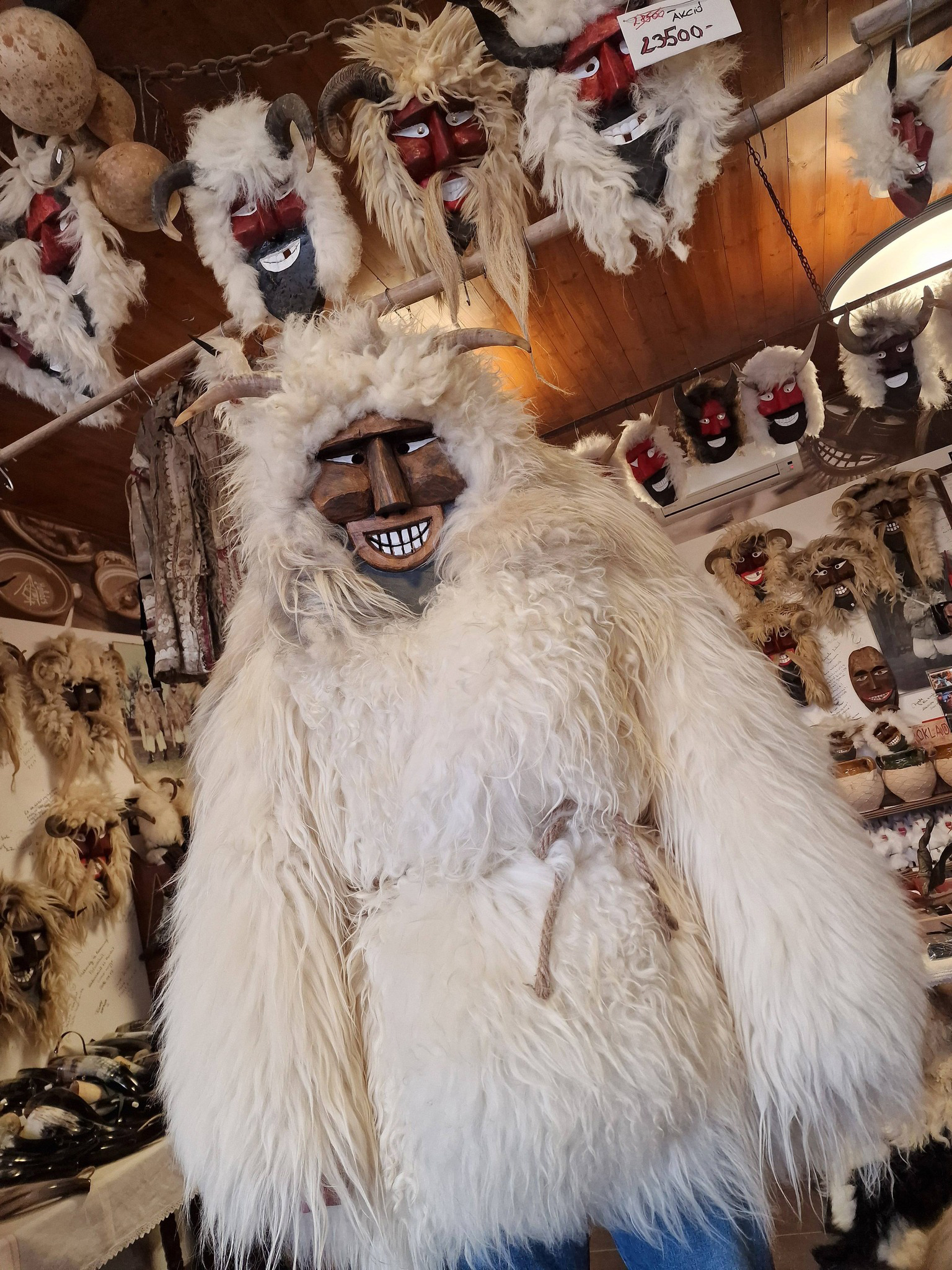 busó maszk és jelmez