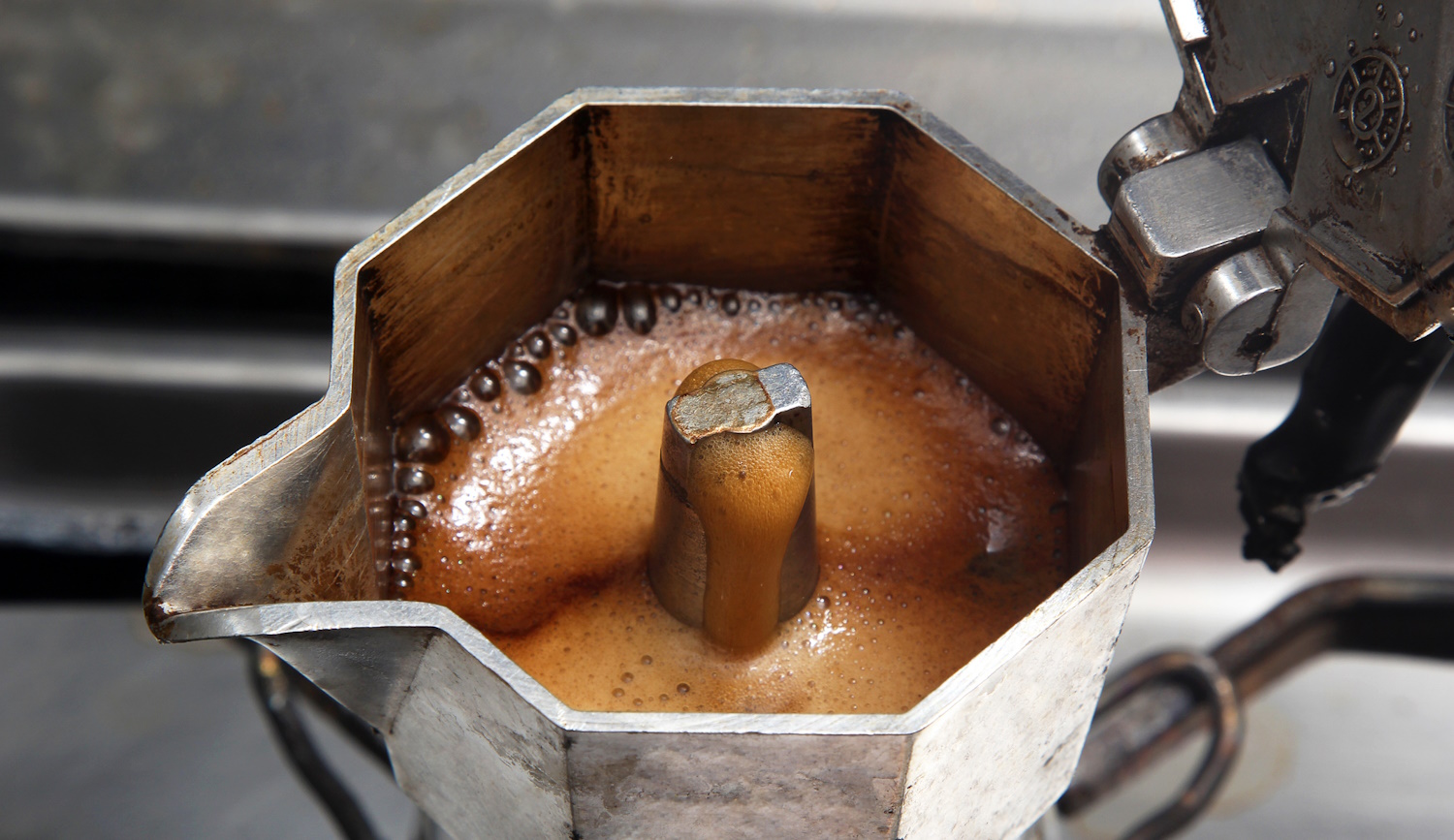 kotyogós kávéfőző