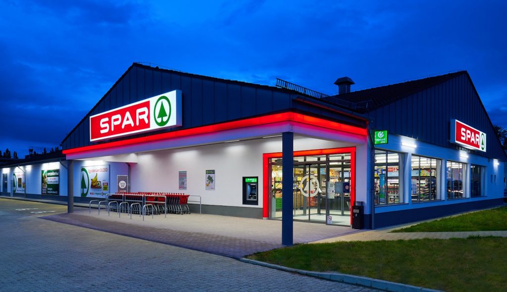 spar üzlet kívülről