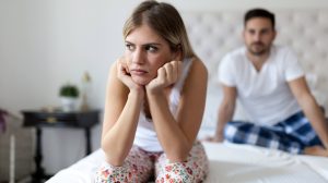 fiatal pár veszekedés után