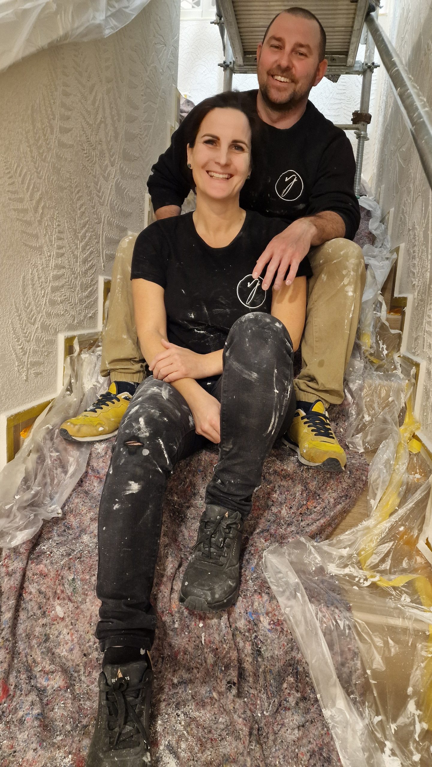 Varjas Judit és párja, Janó