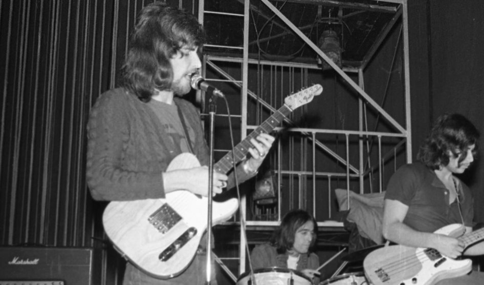 Barta Tamás, az LGT gitárosa