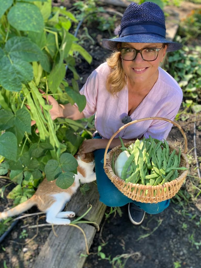 borbás marcsi borsót szed