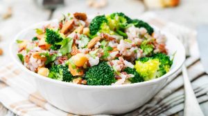 brokkoli a tányéron