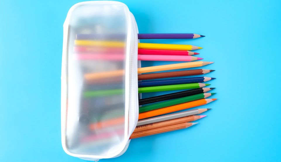 Átlátszó ceruzatartó