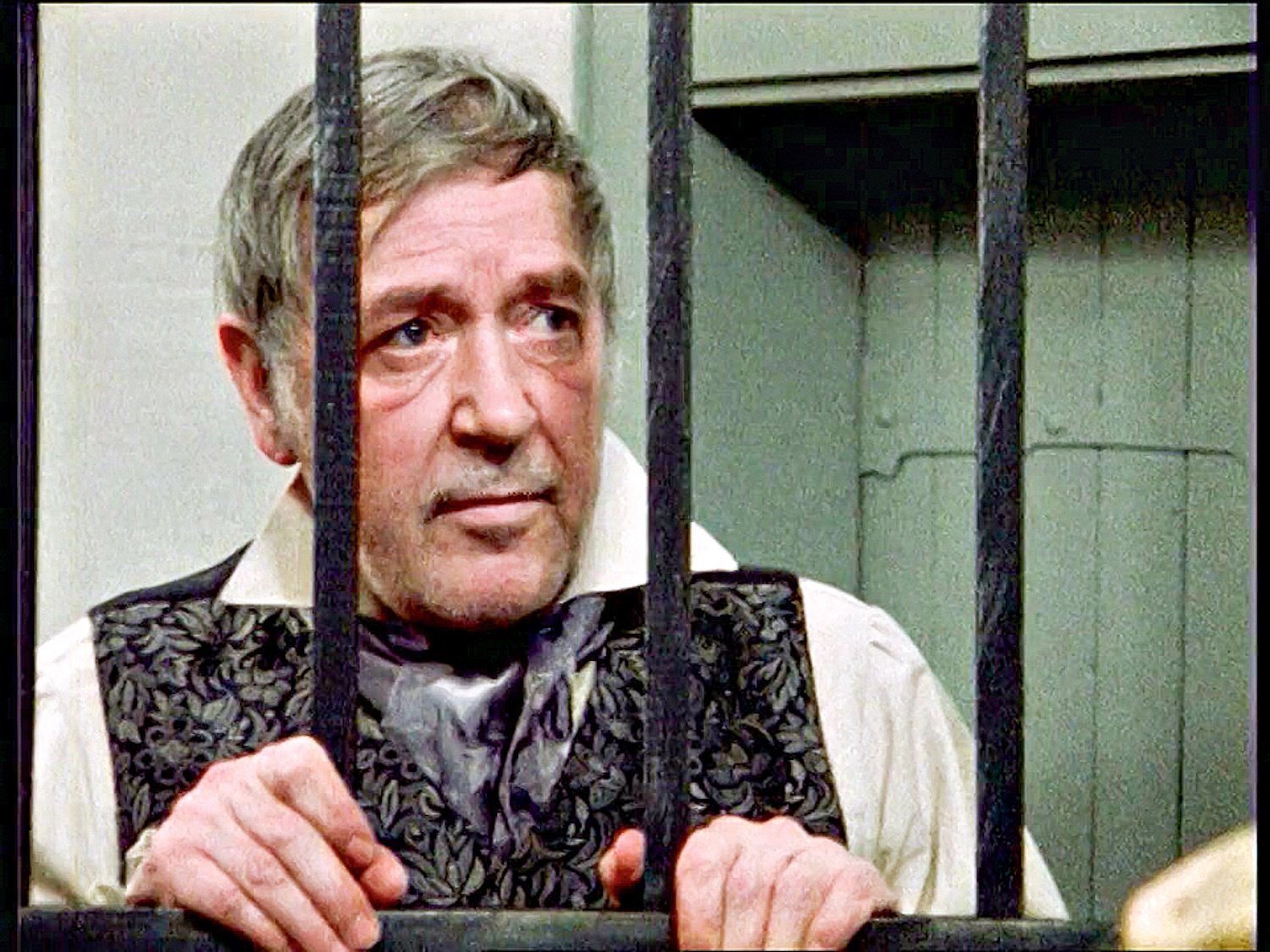 Benkő Gyula a névtelen vár című sorozatban