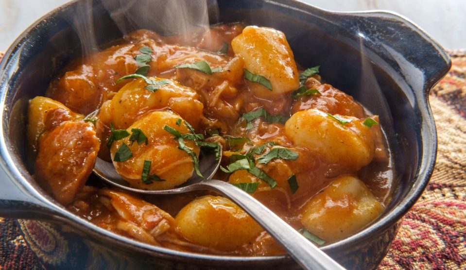 finom paprikás krumpli lábosban