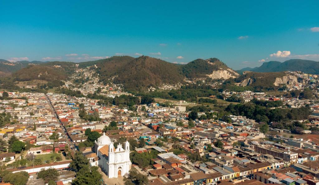 A Galápagos-szigetekre Ecuadoron keresztül lehet eljutni,