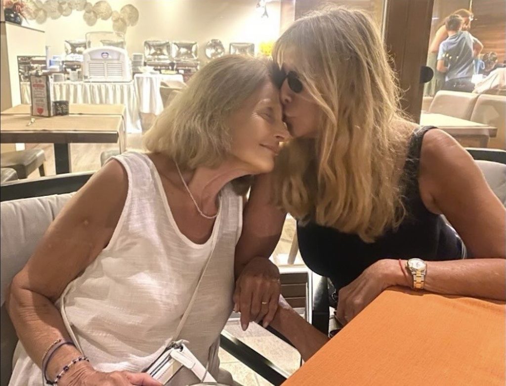 sütő enikő az anyukájával